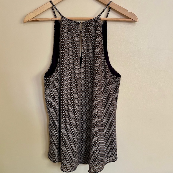 RW&CO.| Black/White/Gold Geometric Keyhole Camisole Blouse Sz L - Picture 2 of 5